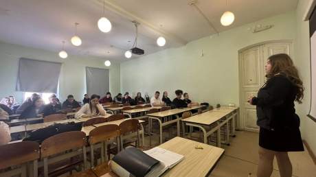 Полицейские напомнили студентам об опасности дропперства