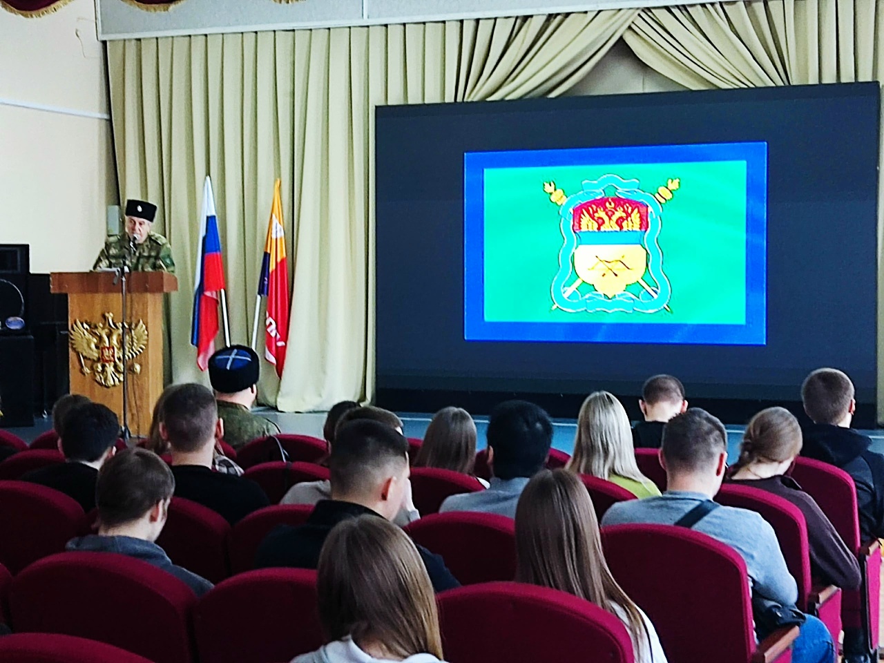 Встреча студентов с представителями ОКО Третьего казачьего военного отдела (Троицкий) ОКВ